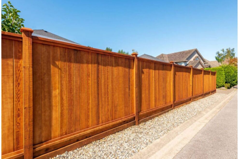 Beach house (1) Fence